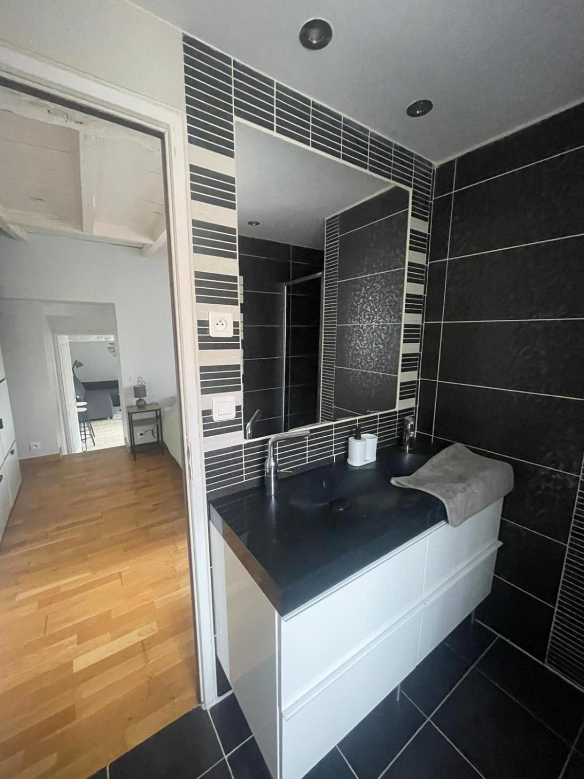 Gite Des Bons Voisins Marigny-le-Cahouet Esterno foto