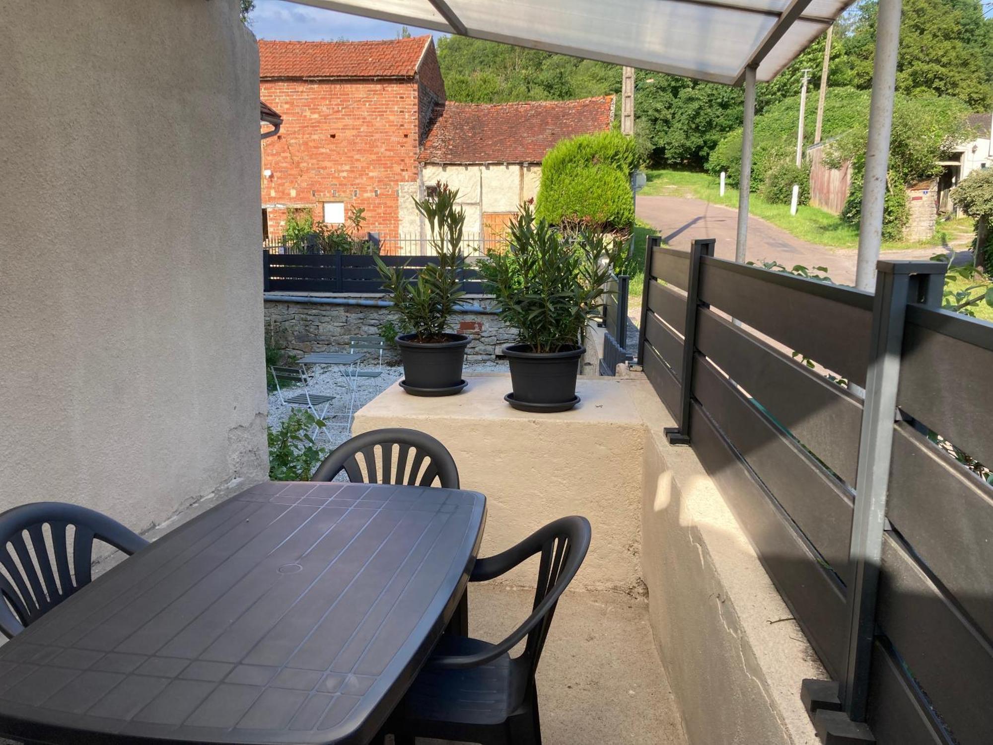 Gite Des Bons Voisins Marigny-le-Cahouet Esterno foto